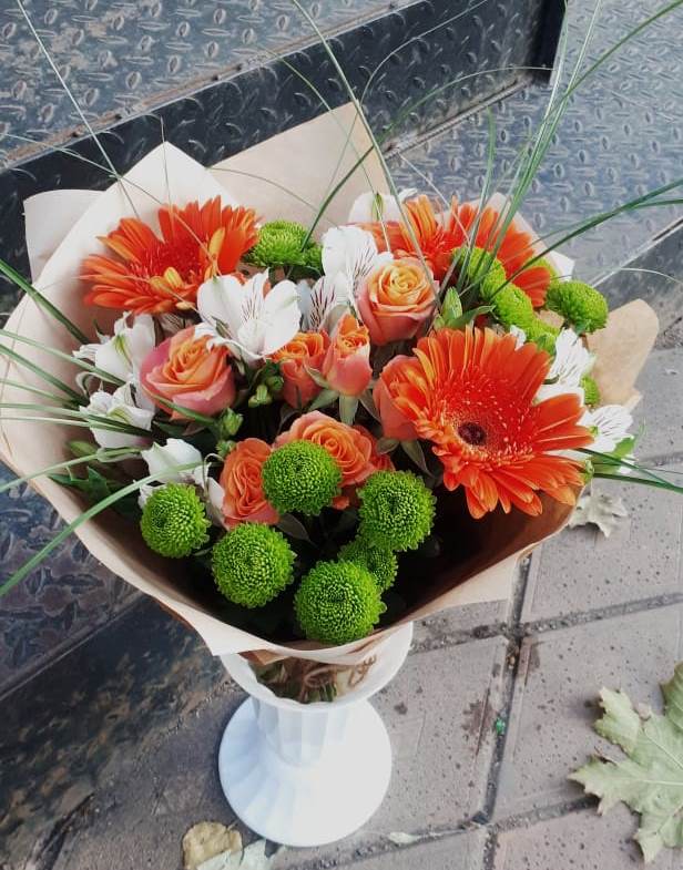 Букет цветов из: Герберы, Хризантемы, Альстромерии и Розы в Прималкинском