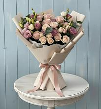 Букет цветов из:  Розы и Лизиантусы в Прималкинском