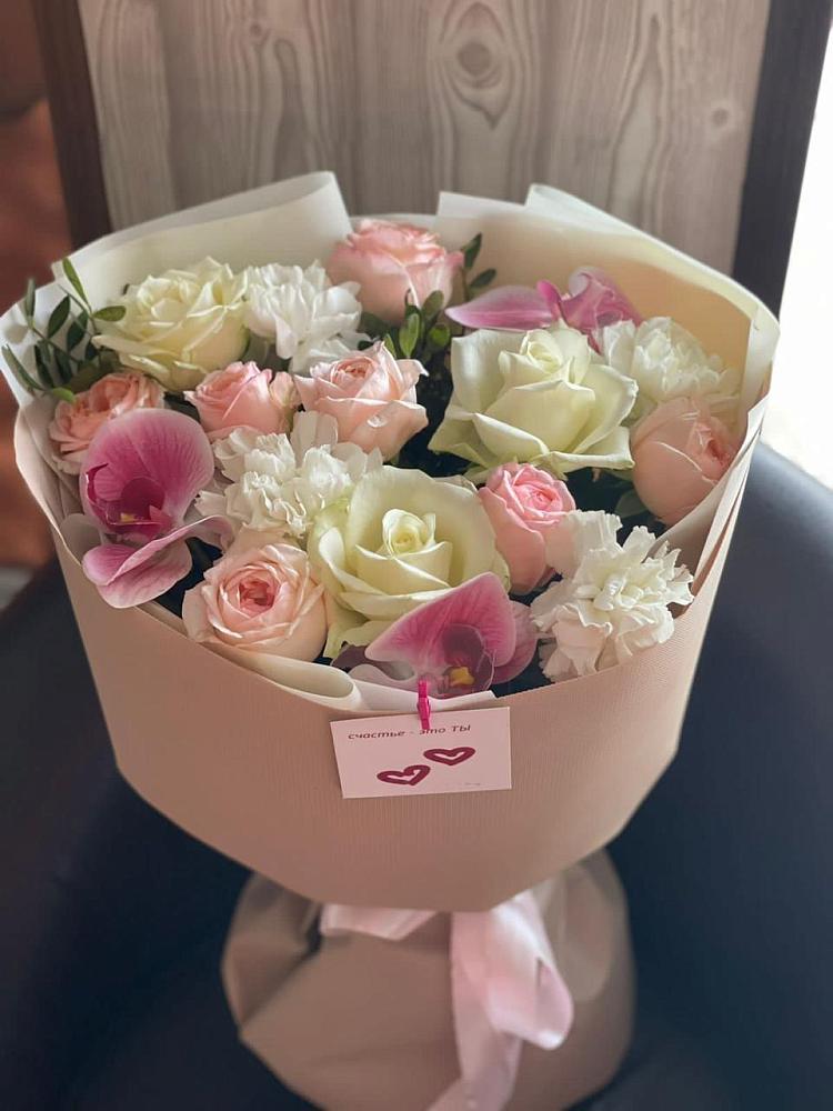 Букет цветов из: Орхидеи, Розы и Гвоздики в Прималкинском