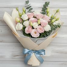 Букет цветов из:  Лизиантусы #REPLACE_PRED# Прималкинском