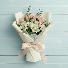 Букет цветов из:  Альстромерии в Прималкинском