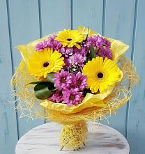 Букет цветов из:  Хризантемы и Герберы #REPLACE_PRED# Прималкинском