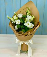 Букет цветов из:  Хризантемы и Лизиантусы #REPLACE_PRED# Прималкинском