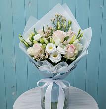 Букет цветов из:  Розы и Лизиантусы #REPLACE_PRED# Прималкинском