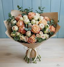 Букет цветов из:  Альстромерии и Розы в Прималкинском