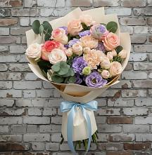 Букет цветов из:  Розы, Лизиантусы и Гвоздики в Прималкинском