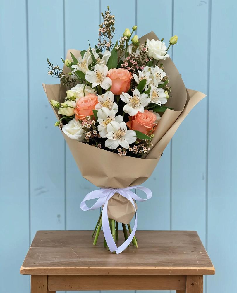 Букет цветов из: Альстромерии, Лизиантусы, Розы и Хризантемы в Прималкинском