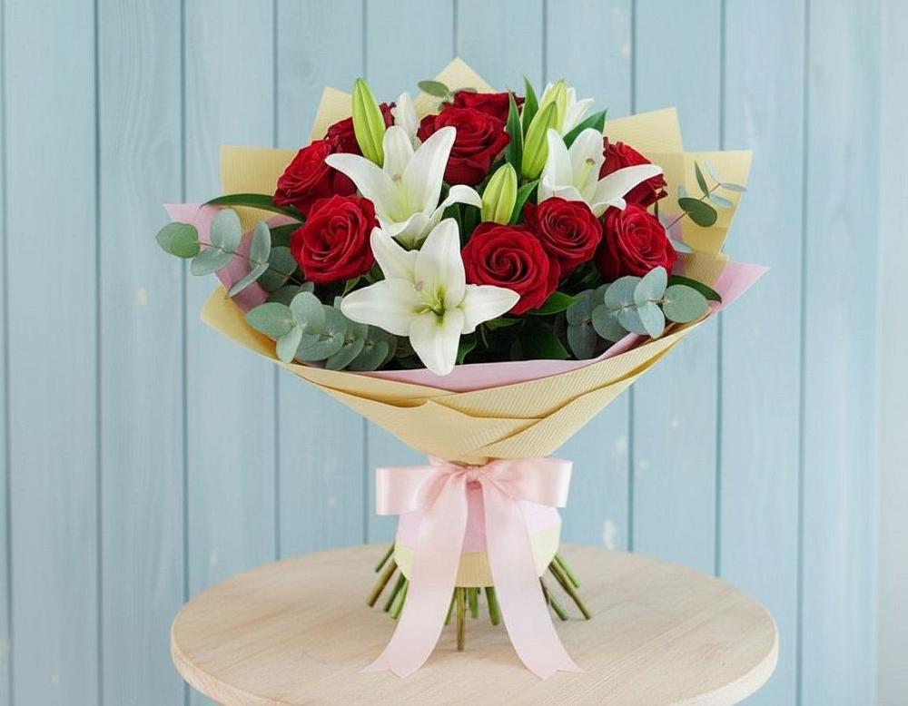 Букет цветов из: Лилии и Розы в Прималкинском